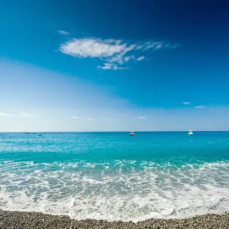 招待所 La Finestra Sul Mare 3*