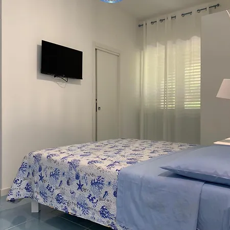 Guest house La Finestra Sul Mare 3*