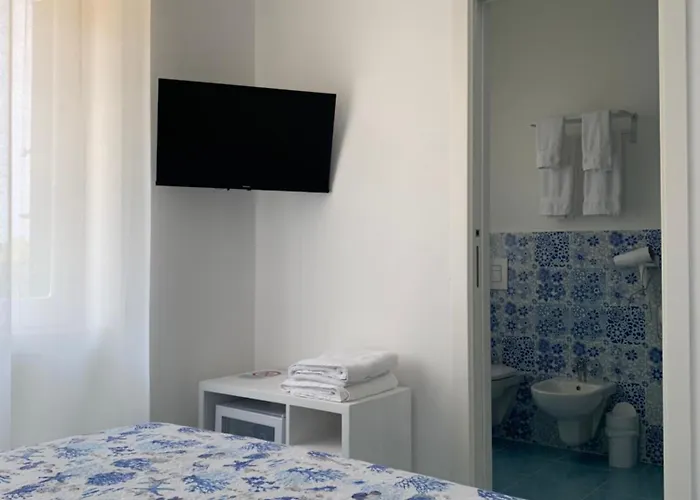 La Finestra Sul Mare 菲乌梅夫雷多布鲁齐奥