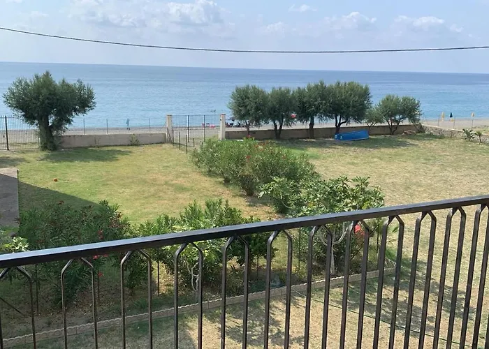 La Finestra Sul Mare 菲乌梅夫雷多布鲁齐奥